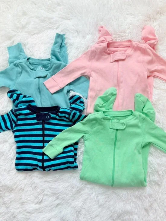 Organic Cotton Baby Sleepers 0-3M Bundle 4pc Footed Pajamas Primary Neutral - Picture 2 of 9